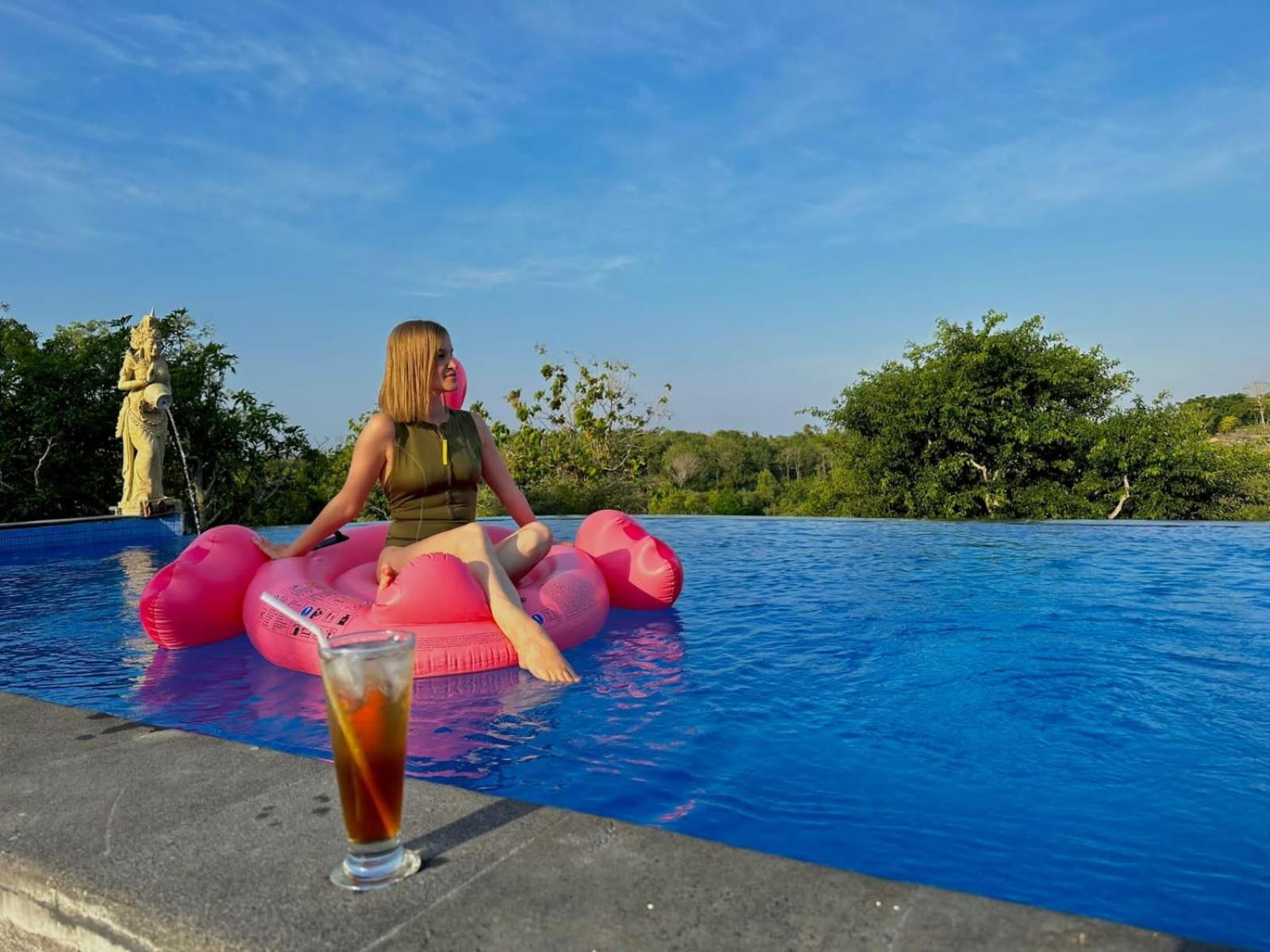 Innora Jungle Resort And Spa Batununggul Exterior photo